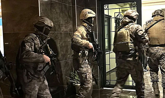 Organize suç örgütü çökertildi: 33 kişi yakalandı