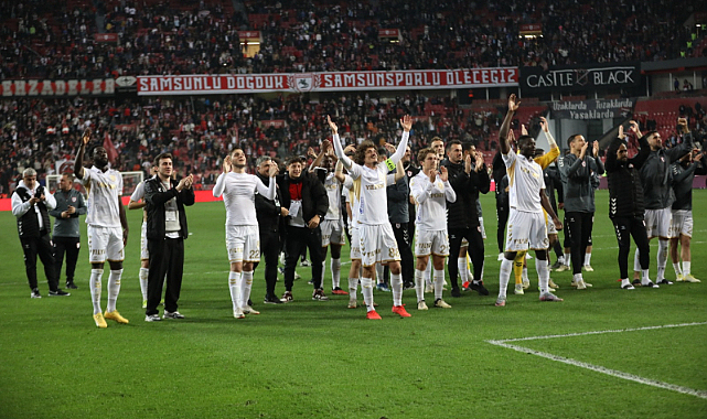 Osman Çelik: Üç puan aldığımız için mutluyuz