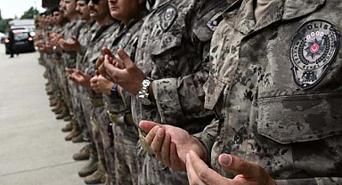 Özel Harekat Polisleri, dualarla Suriye görevlerine uğurlandı