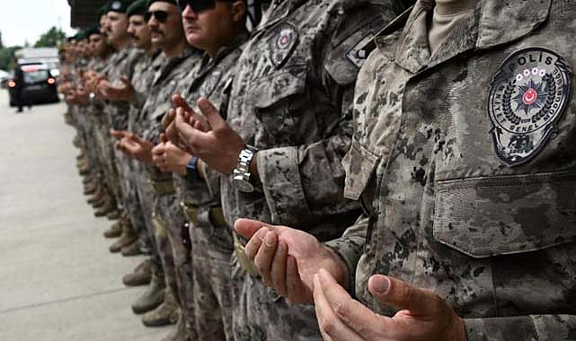 Özel Harekat Polisleri, dualarla Suriye görevlerine uğurlandı