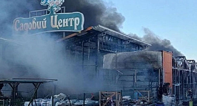 Rusya Harkiv'de mağaza vurdu