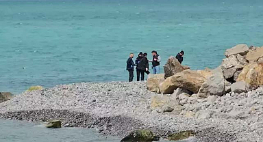 Sahilde kadın cesedi bulundu