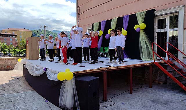 Salıpazarı'nda Kur'an kursu kapanış programı düzenlendi