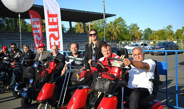 Samsun Büyükşehirden engelli vatandaşlara akülü araç ve tekerlekli sandalye