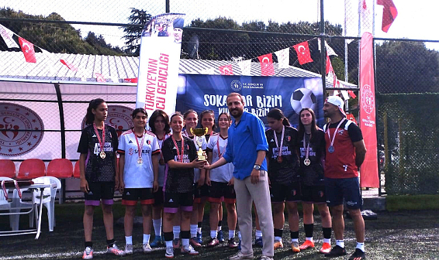 Samsun 'da 5x5 Futbol’da ödüller sahiplerini buldu