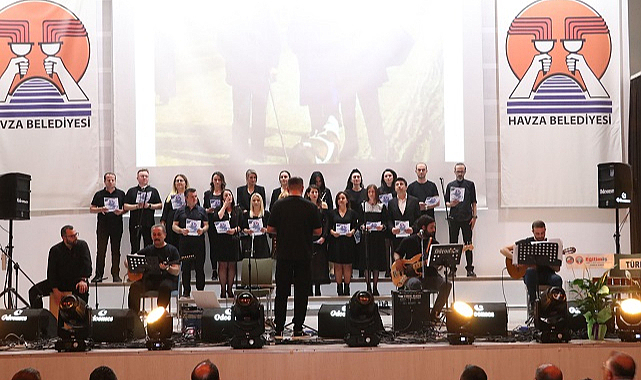 Samsun'da Eğitim İş 105. yıl konseri verdi