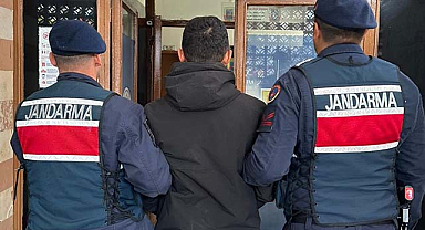 Samsun'da jandarma ekipleri firari hükümlüyü yakaladı