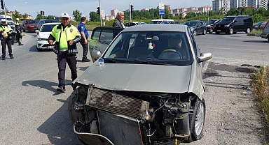 Samsun'da kaza! Otomobil tır ile çarpıştı