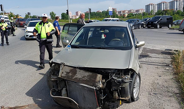 Samsun'da kaza! Otomobil tır ile çarpıştı