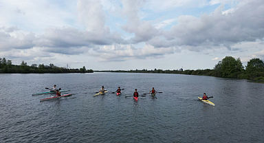 Samsun'da kürekler madalya için çekildi