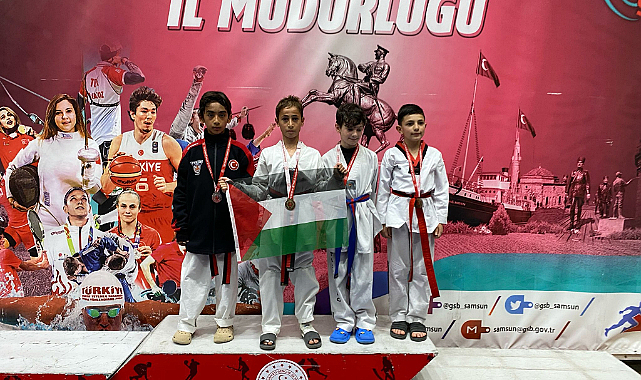 Samsun'da madalya kürsüsüne Filistin bayrağı ile çıktı