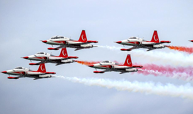 Samsun'da Türk Yıldızları-Solo Türk je Hürjet gösterisi bugün saat kaçta başlayacak