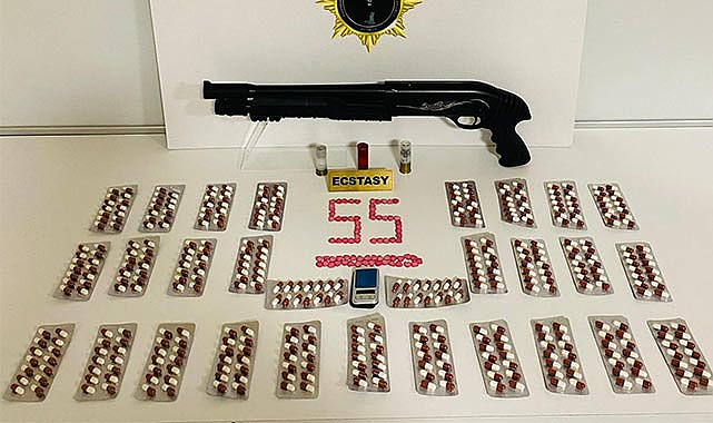 Samsun’da uyuşturucu baskını! 3 kişi gözaltında