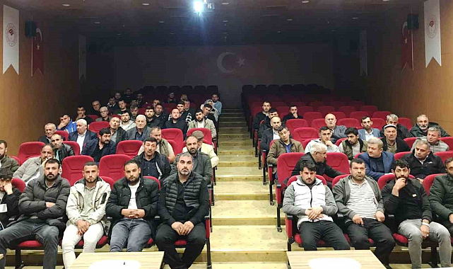 Samsun'da hayvan alım satımı yapanlar yeterlilik belgesi eğitimi verildi