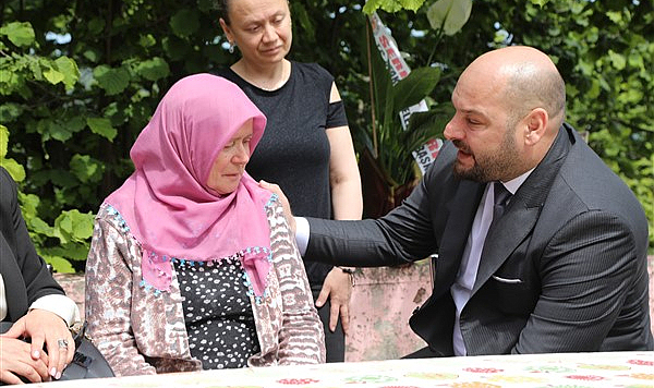 Serhat Türkel, Anneler Günü'nde şehit anneleriyle buluştu