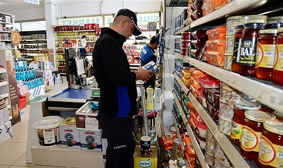 Terme’de marketler denetlendi