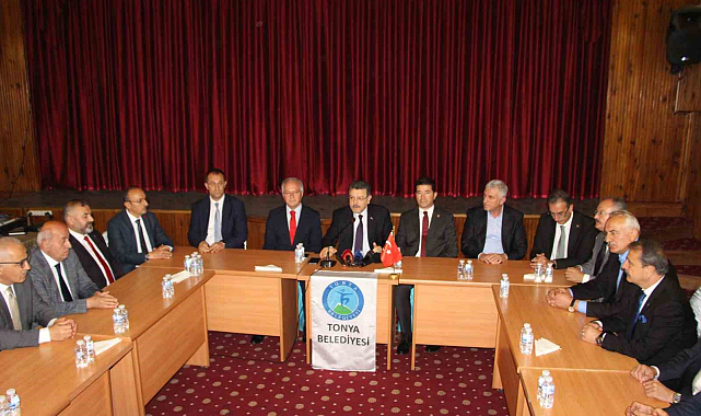 Trabzon'da darp edilen Tonya Belediye Başkanı Beşel'e geçmiş olsun ziyareti