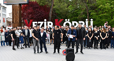 Vezirköprü'deki sendikalar eğitimcilere yönelik şiddeti kınadı