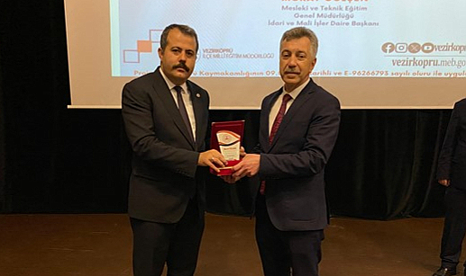 Vezirkörpü'de 'İlçemizden Yetişenler' etkinliğine Murat Gülşen katıldı