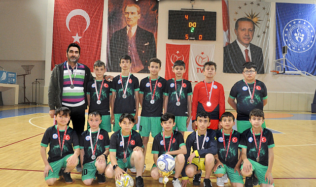 Samsun'da yıldız erkeklerde şampiyon Anafartalar