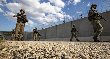 Yunanistan'a geçmeye çalışan 3 FETÖ'cüyü yakaladı