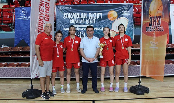 3x3 Basketbol Gençlik Kupası'nda bölge şampiyonu Samsun