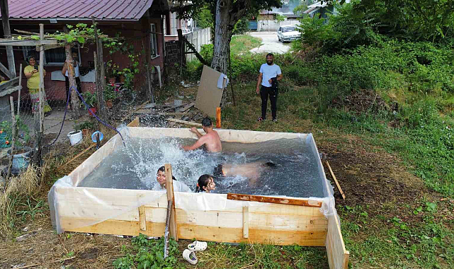 4 kişilik havuzu 1500 liraya yaptı