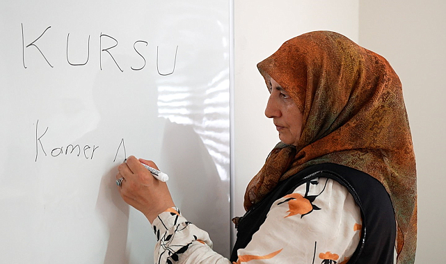 61 yaşında hayallerinin peşinden koşuyor