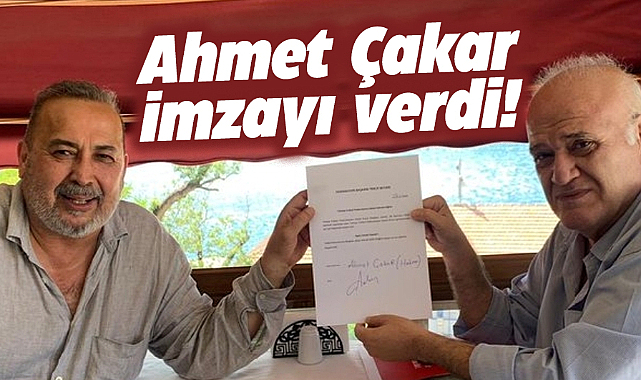 Ahmet Çakar TFF Başkan adayı İsmail Uyanık'a ilk imzayı verdi