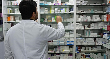 Aile hekimlerinin raporlu reçete yazabildiği ilaç sayısı artırıldı