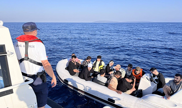 Aydın'da 15 düzensiz göçmen kurtarıldı