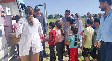 Bafra Kaymakamı Cevdet Ertürkmen tarım işçilerini ziyaret etti