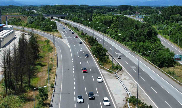 Bayramın ilk gününde yoğunluk sürüyor