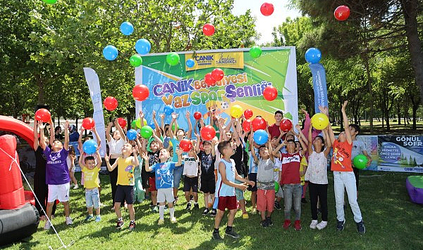 Canik'te çocuklar sporla buluştu Yaz Spor Şenliği coşkusu
