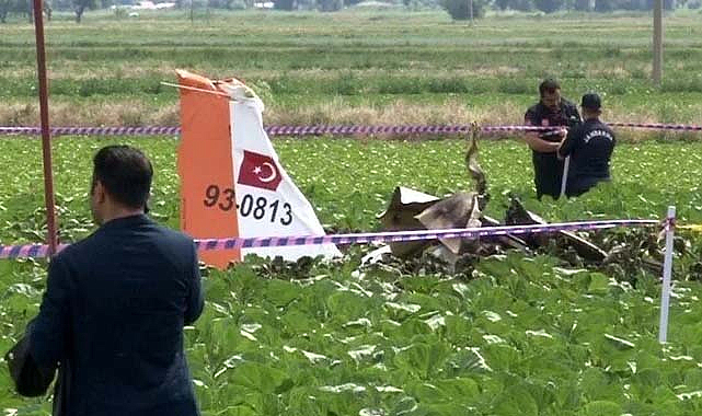 Eğitim uçağı düştü iki pilot şehit oldu
