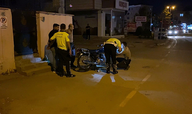 Ehliyetsiz sürücü dur ihtarına uymayıp motosikleti bırakıp kaçtı