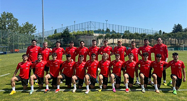 Emre Köroğlu ve Ali Tarkan'ın yer aldığı U18 Milli Takımı çalışmalarını sürdürüyor