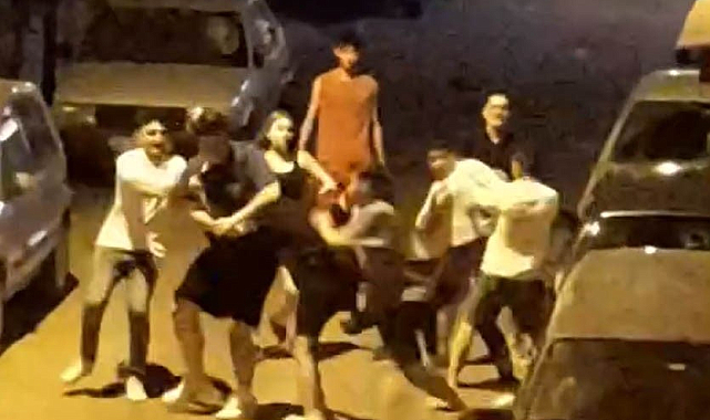 Aydın İncirliova'da gençler tekme yumruk birbirine girdi