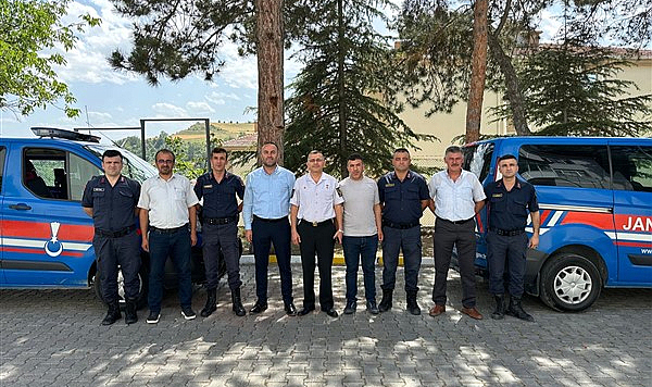 Havzalı muhtarlardan jandarmaya 185. kuruluş ziyareti