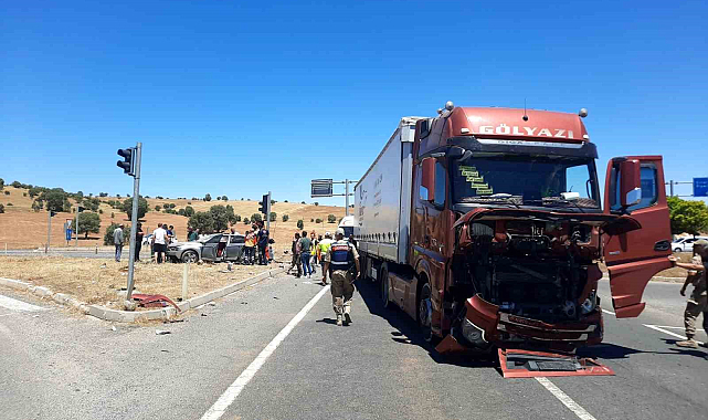 Mardin'de trafik kazası: 1'i ağır, 5 yaralı