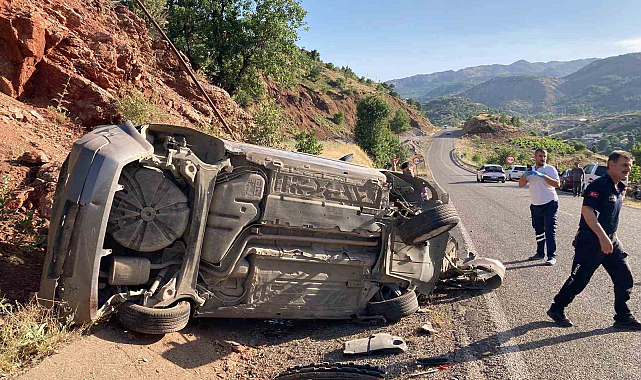 Otomobil takla attı: 3 yaralı