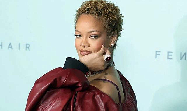 Rihanna yeni bir akıma imza attı