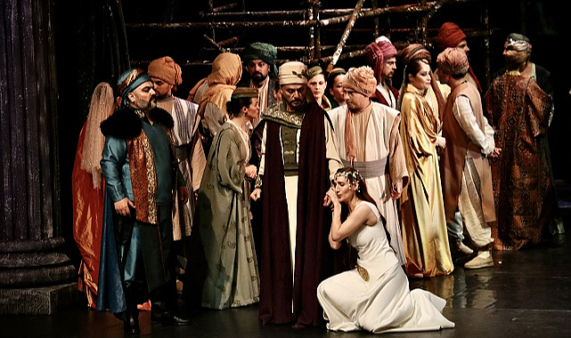 Şahmeran operası Samsunluları büyüledi