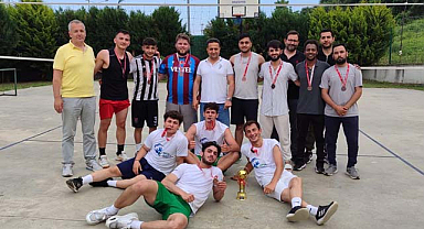 Samsun'da öğrenci yurdunda voleybol rüzgarı