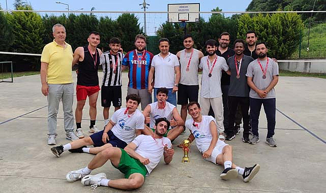 Samsun'da öğrenci yurdunda voleybol rüzgarı