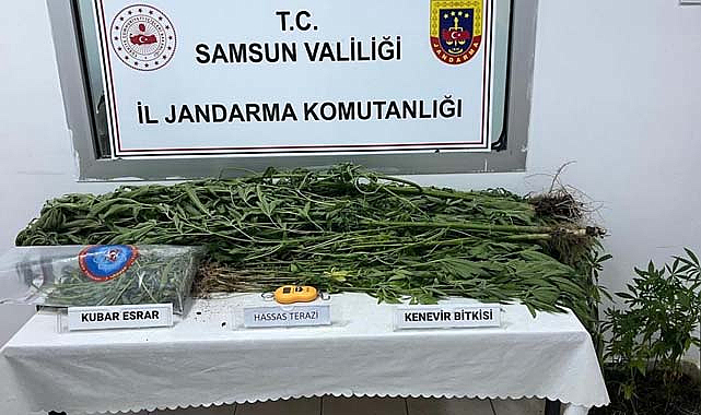 Samsun'da uyuşturucu tacirini kıyafetleri ele verdi
