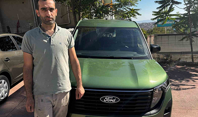 Sıfır diye aldığı 2 araç da hasarlı çıktı