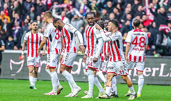 Süper Lig'de 7 kulüp transfer yasaklı