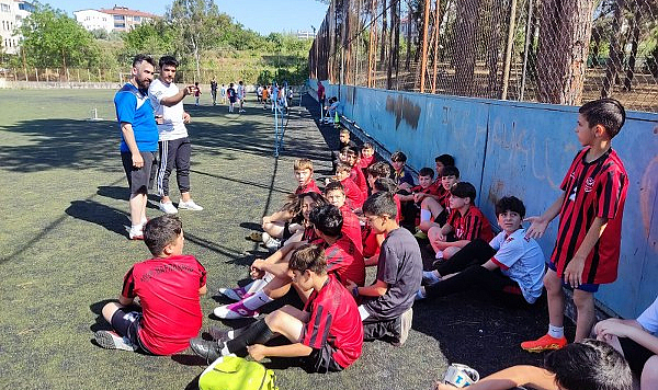 1930 Bafraspor yaz futbol okulu başladı