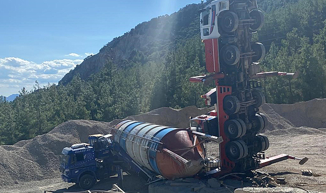 Adana’nın Feke ilçesinde vinç faciası